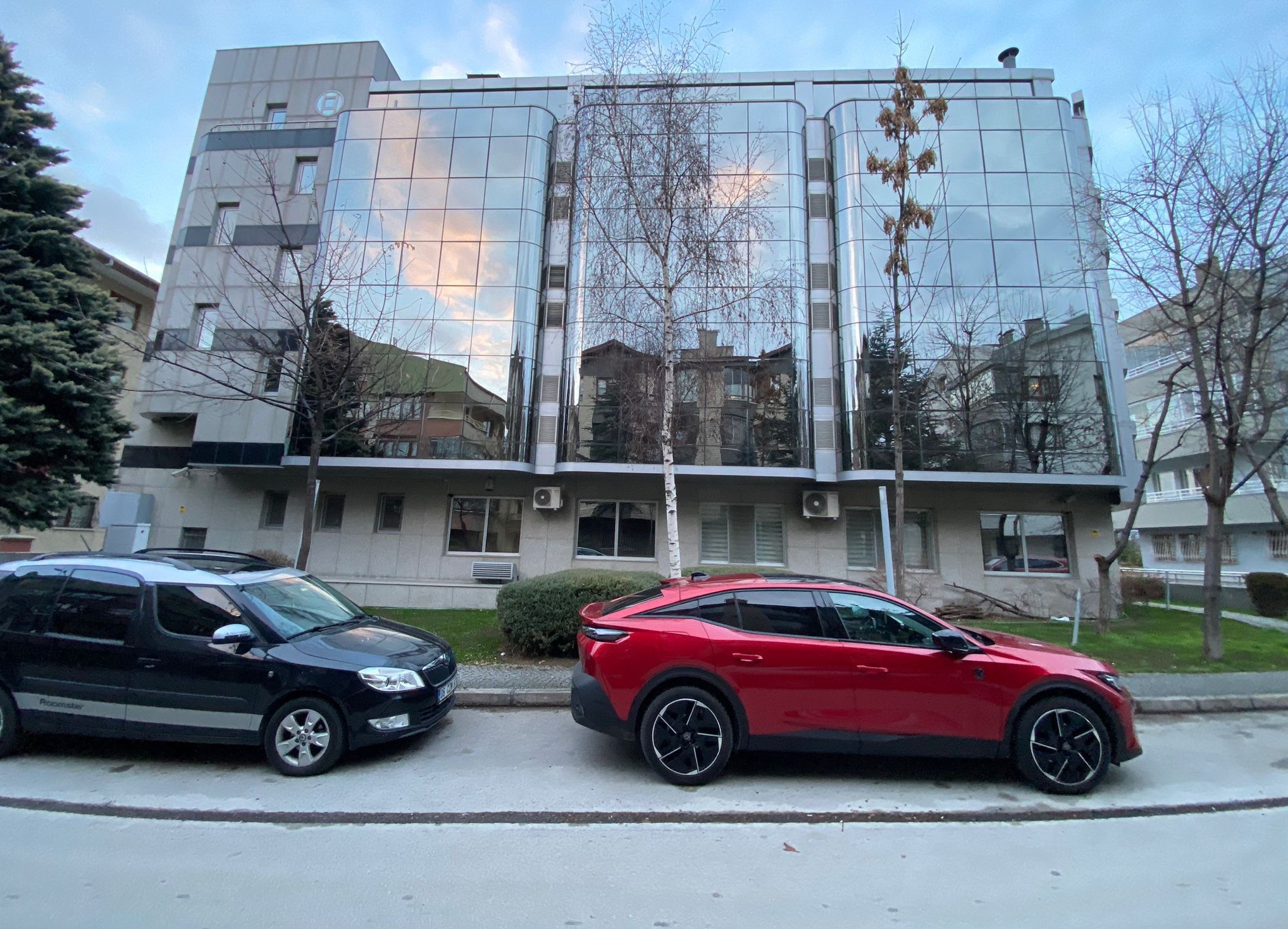 BALGAT TÜRKOCAĞI CADDE ÜZERİ 2856 M2 YAPILI PLAZA BİNASI